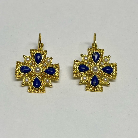 Bright golden square cross w/ navy stones & cream beads. 1” by 1”. NIP  classy - Picture 6 of 8